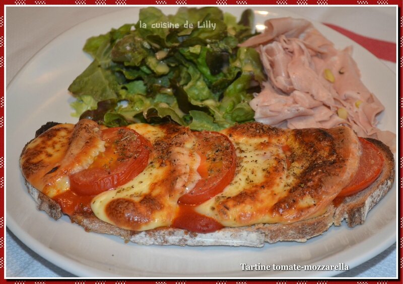 tartine tomate-mozza