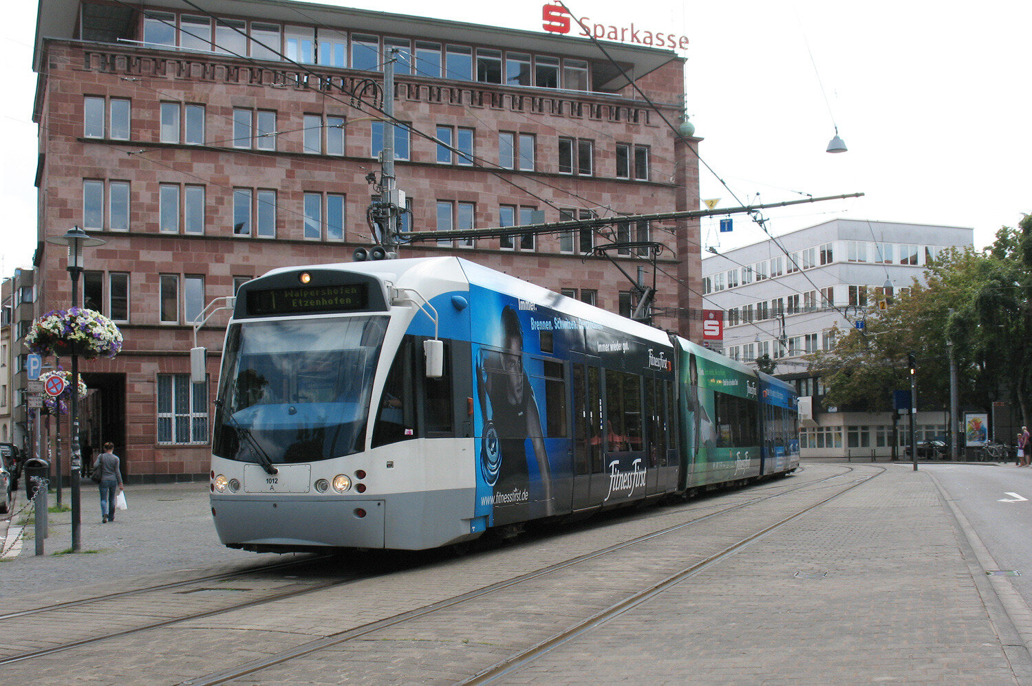 Category:Trams in Saarbrücken — Wikimedia Commons