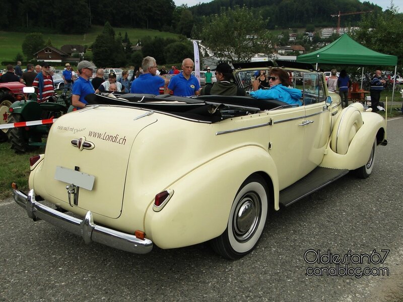 buick-40-special-sport-phaeton-4door-convertible-1939-02