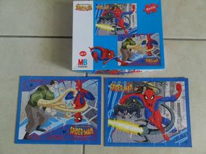 2 puzzles spiderman 35 pièces dès 4 ans