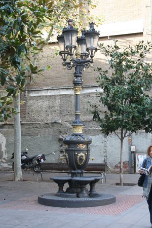 Lampadaire_fontaine_barcelone