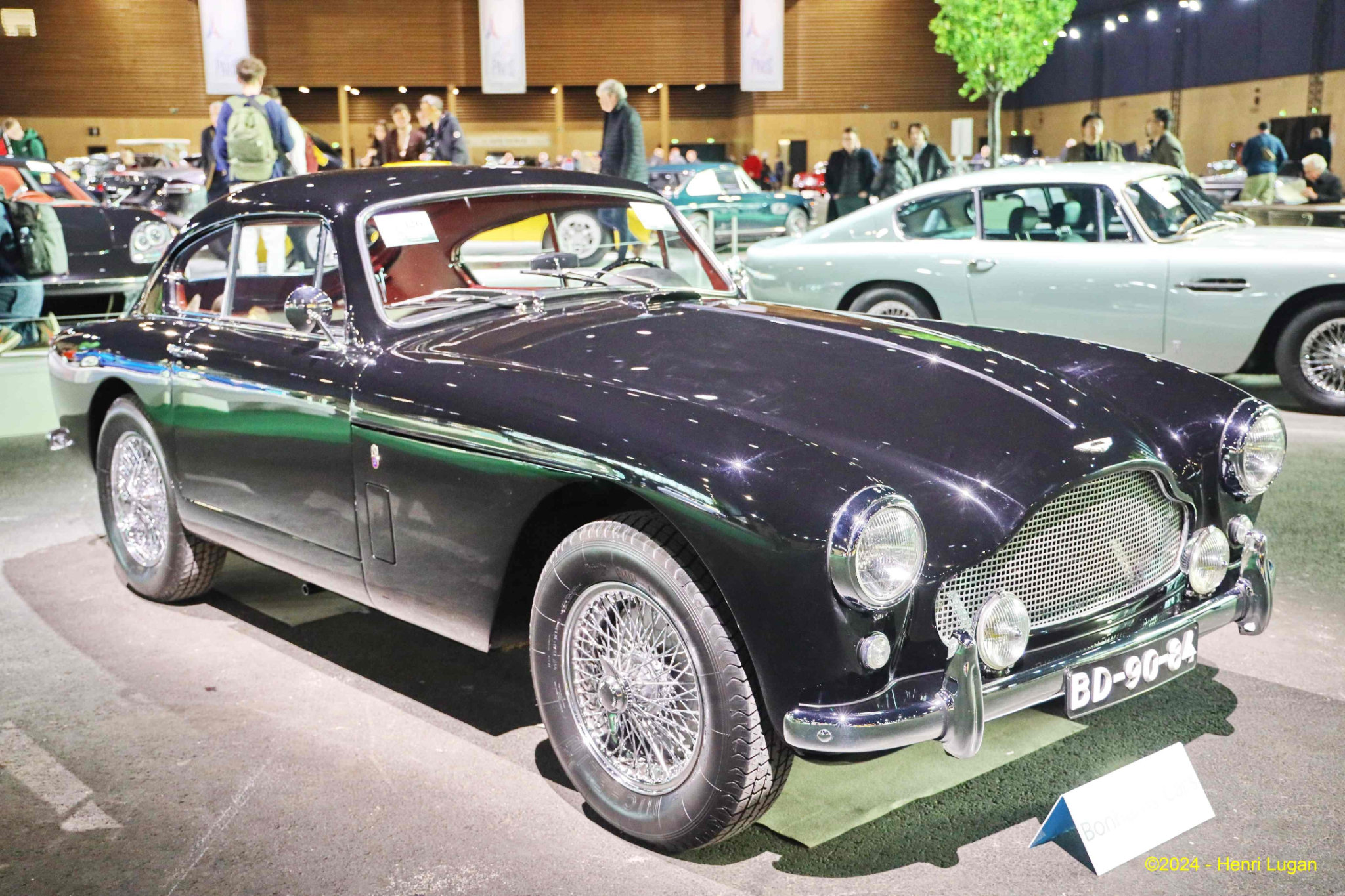 Aston Martin DB Mk III Sports Saloon_01 - 1957 [UK] HL_GF