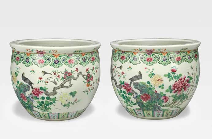 A pair of famille rose jardinières, Late Qing-Republic period