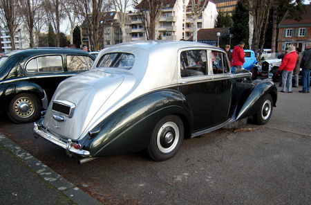 Bentley_type_R_de_1954__Retrorencard__02