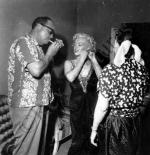 1952-09-FOX_studios-dress_black_jewels-in_backstage-020-1
