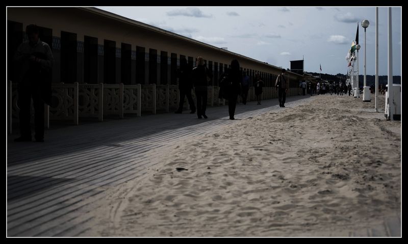 dark_deauville