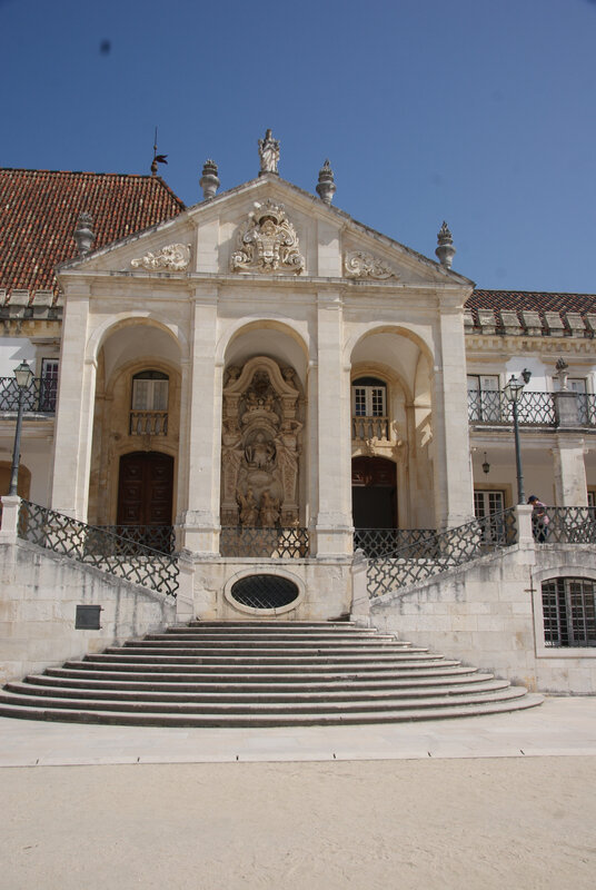 DSC00084-P-Coimbra-L'Université-Escalier principal du Palais des écoles