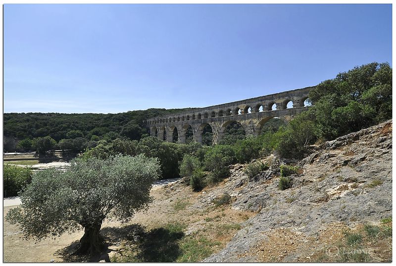 Pont_du_Gard_2423
