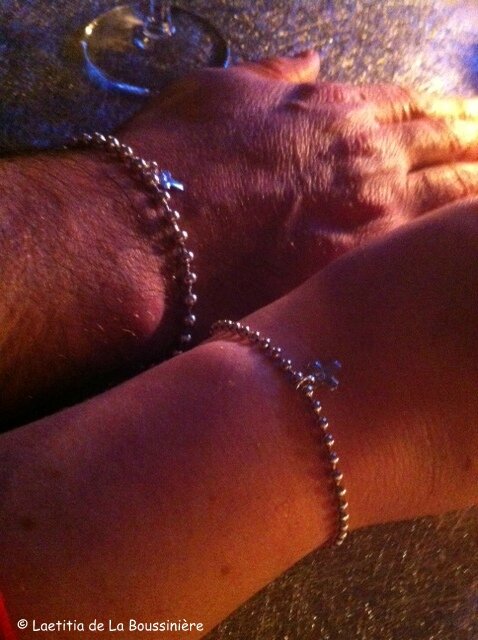 Bracelets boules argent avec mini Croix en argent massif