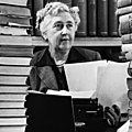 Réécriture des romans d'Agatha Christie par HarperCollins