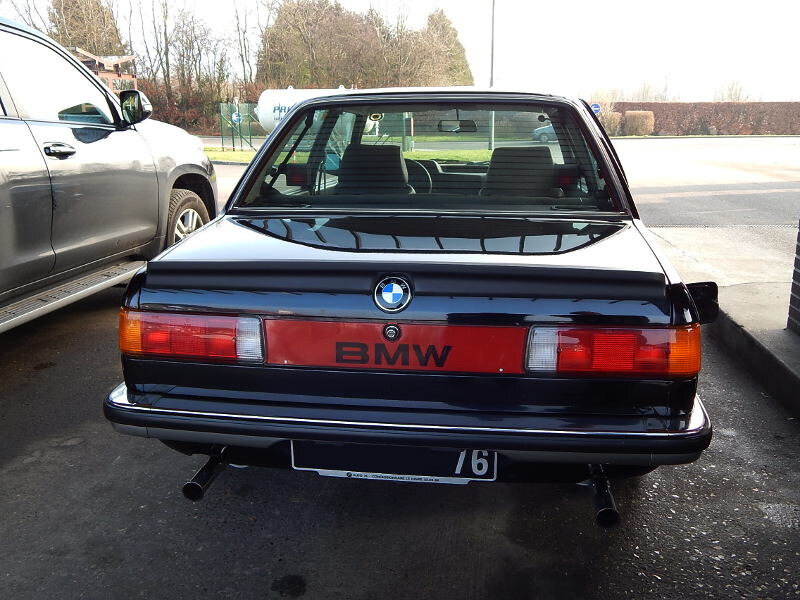 BMW323iE21ar