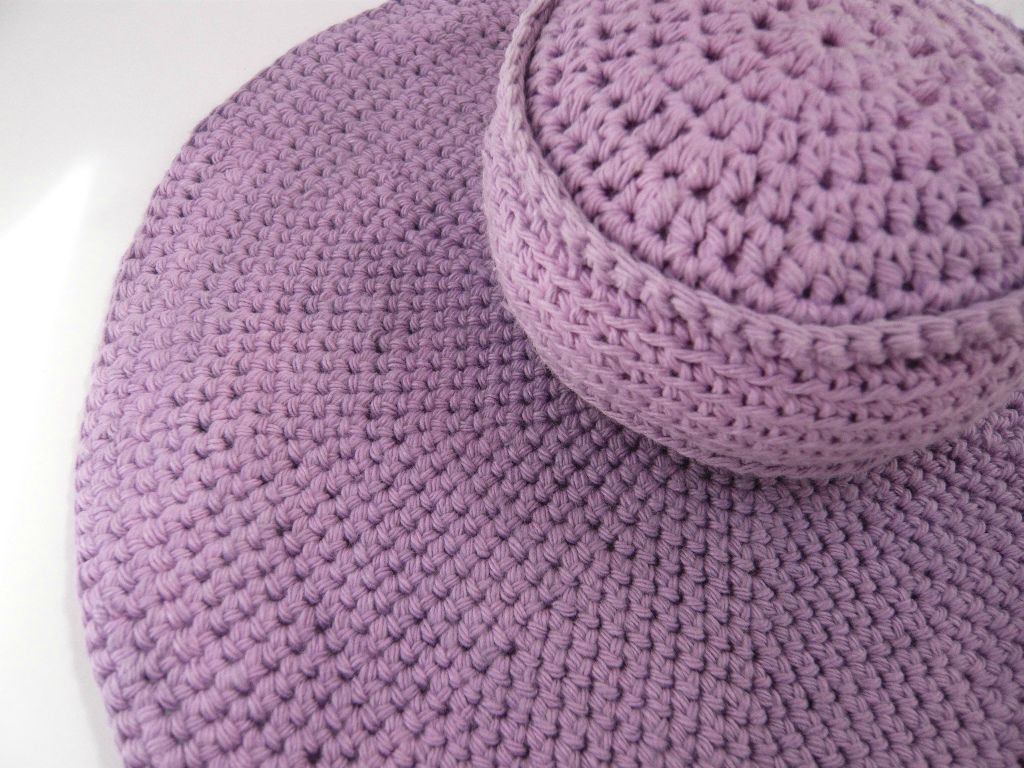petit pouf et tapis rond crochet (2)