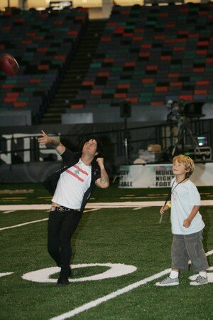 190736_2006_09_24___Billie_Joe_and_Sons_during_rehearsals_at_the_Superdome___New_Orleans___13