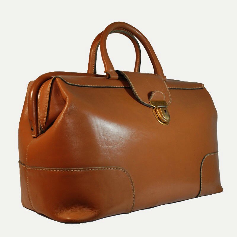 bagage-ancien-en-cuir-camel-vintage