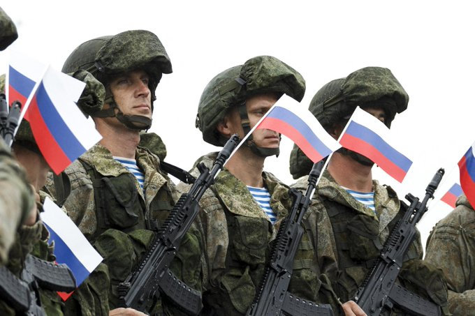 SOLDATS RUSSES