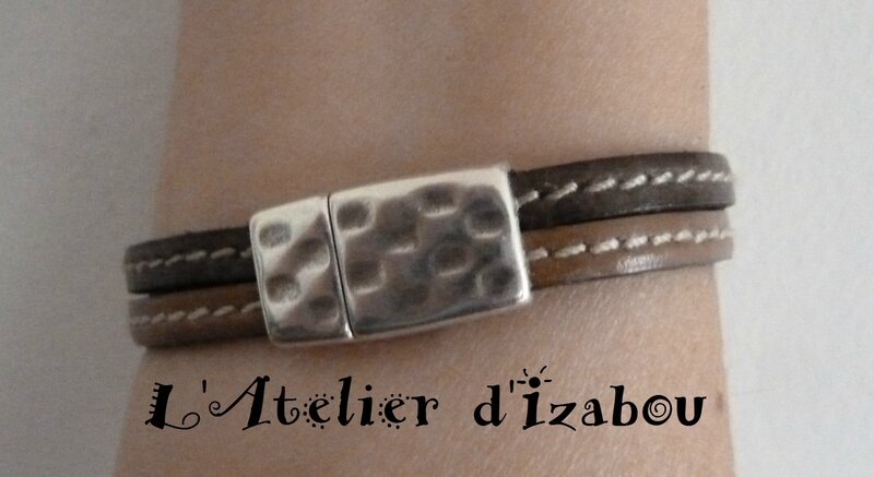 P1150297 Bracelet inifini double cuir beige-kaki, fermoir aimanté