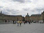 La_place_de_la_Bourse_ou_Place_Royale_a_Bordeaux