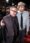 Premiere_Walt_Disney_Pictures_Old_Dogs_Arrivals_9q2tLxzB52Bl