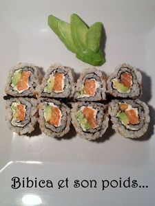 Makis_invers_s_saumon__avocat_et_fromage_frais