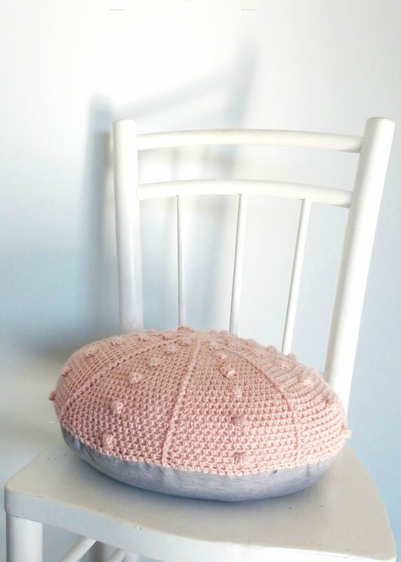 coussin oursin - Crochet déco - Anisbee