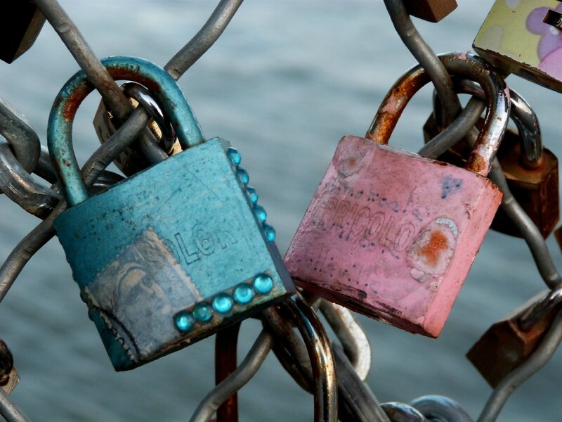 Cadenas Lettre Bleue