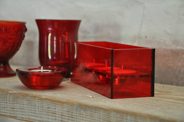 bougeoirs rouge plexi
