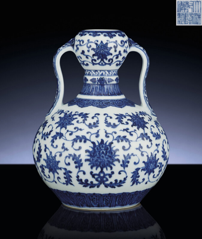A fine and very rare blue and white double-gourd vase, Qianlong six-character sealmark and of the period (1736-1795)