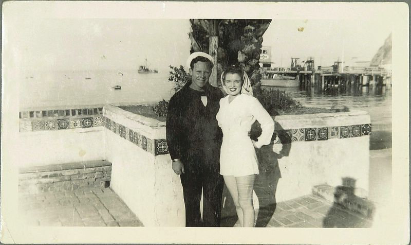 1943-santa_catalina-avalon_sea_front-01-NJ_with_jim-010-1