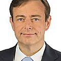Bart de Wever autorise le gazage de 150.000 visons pour leur fourrure