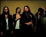 Kings_Of_Leon_1_Color__Large___Small_