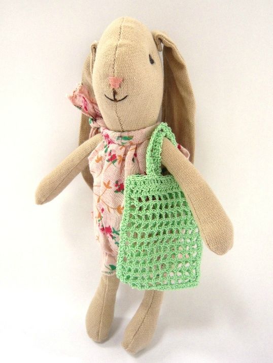 lapine Maileg et sac au crochet