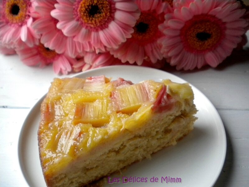 Gâteau à la rhubarbe, façon tatin 4