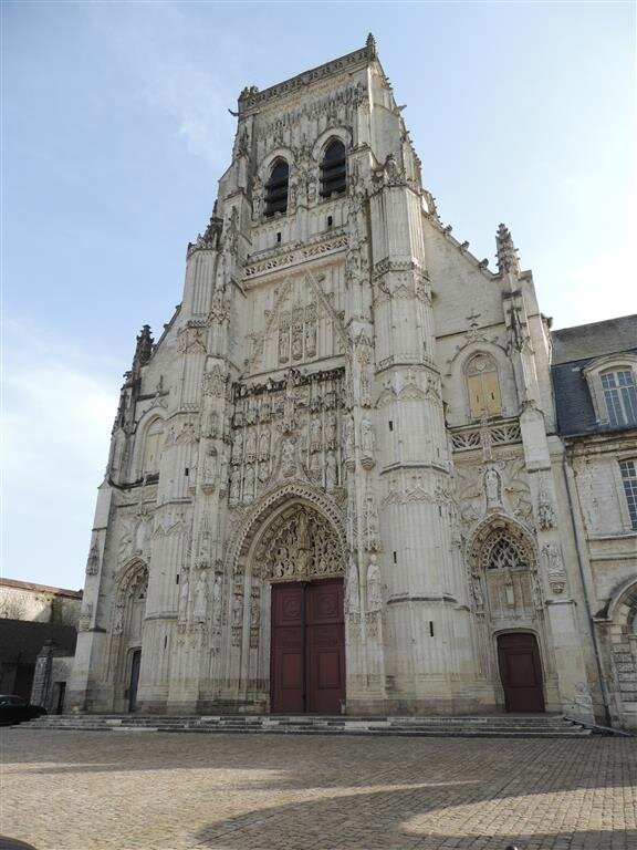 L'abbatiale de Saint-Riquier