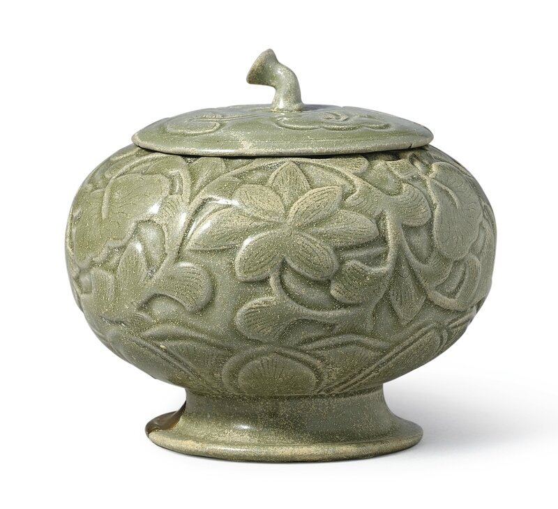 A rare 'Yue' carved celadon globular 'floral' vessel and cover, Five Dynasties (907-960)