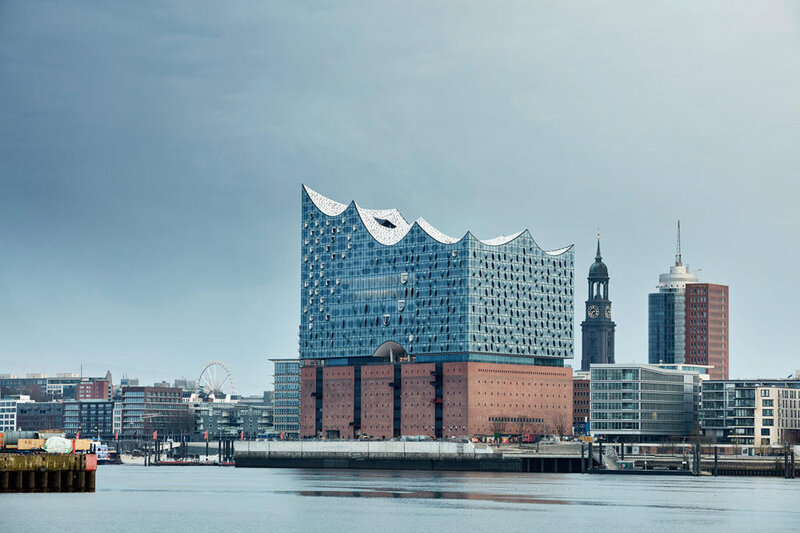 la-philharmonie-de-hambourg-donne-le-la,M403690