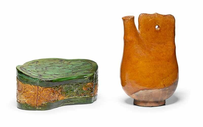 A Sancai glazed pillow and an amber glazed pottery flask, Liao dynasty (907-1125)