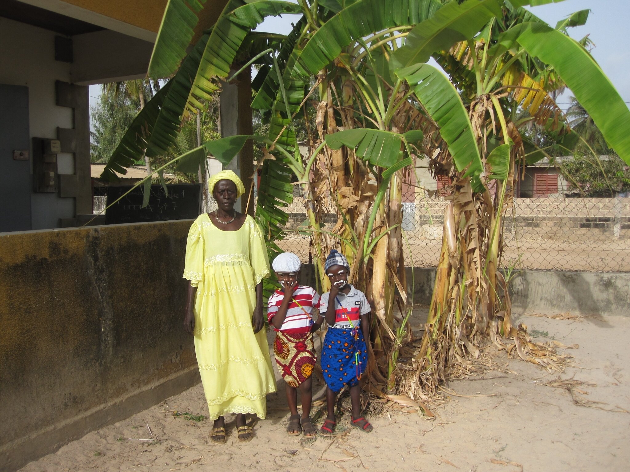 Tata Anna Marc En Casamance