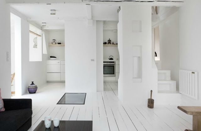 White-Home-Space-Completed-With-Black-Colored-Interior