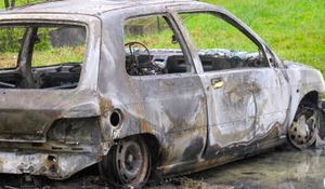 HIRSON JUIN 2013 voiture brulée arrestation