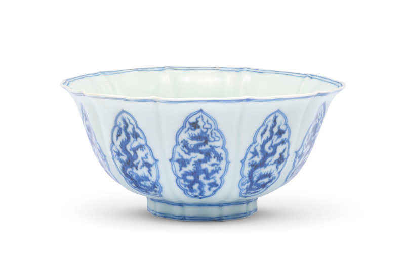 A very rare early Ming blue and white lobed bowl, Xuande six-character mark in underglaze blue within a double circle and of the period (1426-1435)