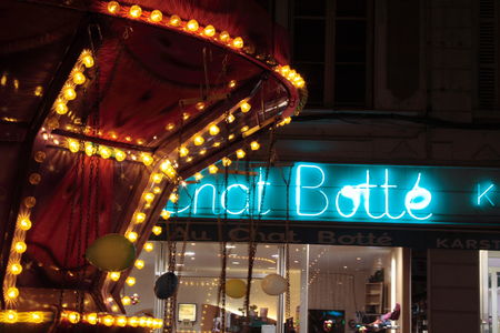 manege_chat_botte