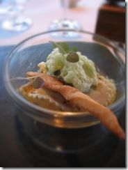 Escargots de Bourgogne, ravioli farci, rafraîchi d'une gelée de légumes, écume d'ail des ours