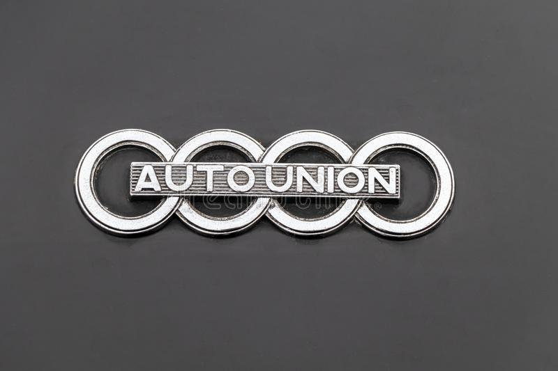 auto-union-logo-auto-union-logo-dark-grey-background-160932274