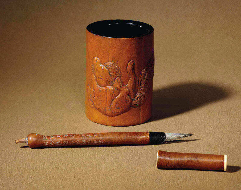 2016_NYR_11929_1115_000(a_molded_and_carved_gourd_brush_pot)