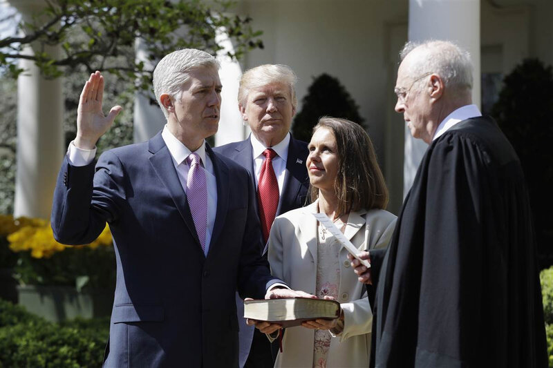 Neil Gorsuch swearing in ceremony