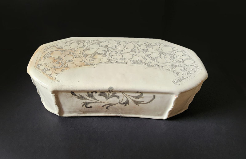 An Octagonal Cizhou Pillow with Incised Floral Design, Jin dynasty, 12th-early 13th century