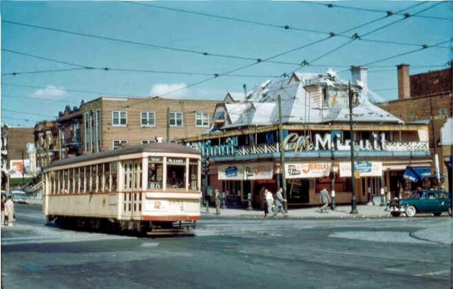 tramway terminus Parc et Mont-Royal Ralph Kurland modifié
