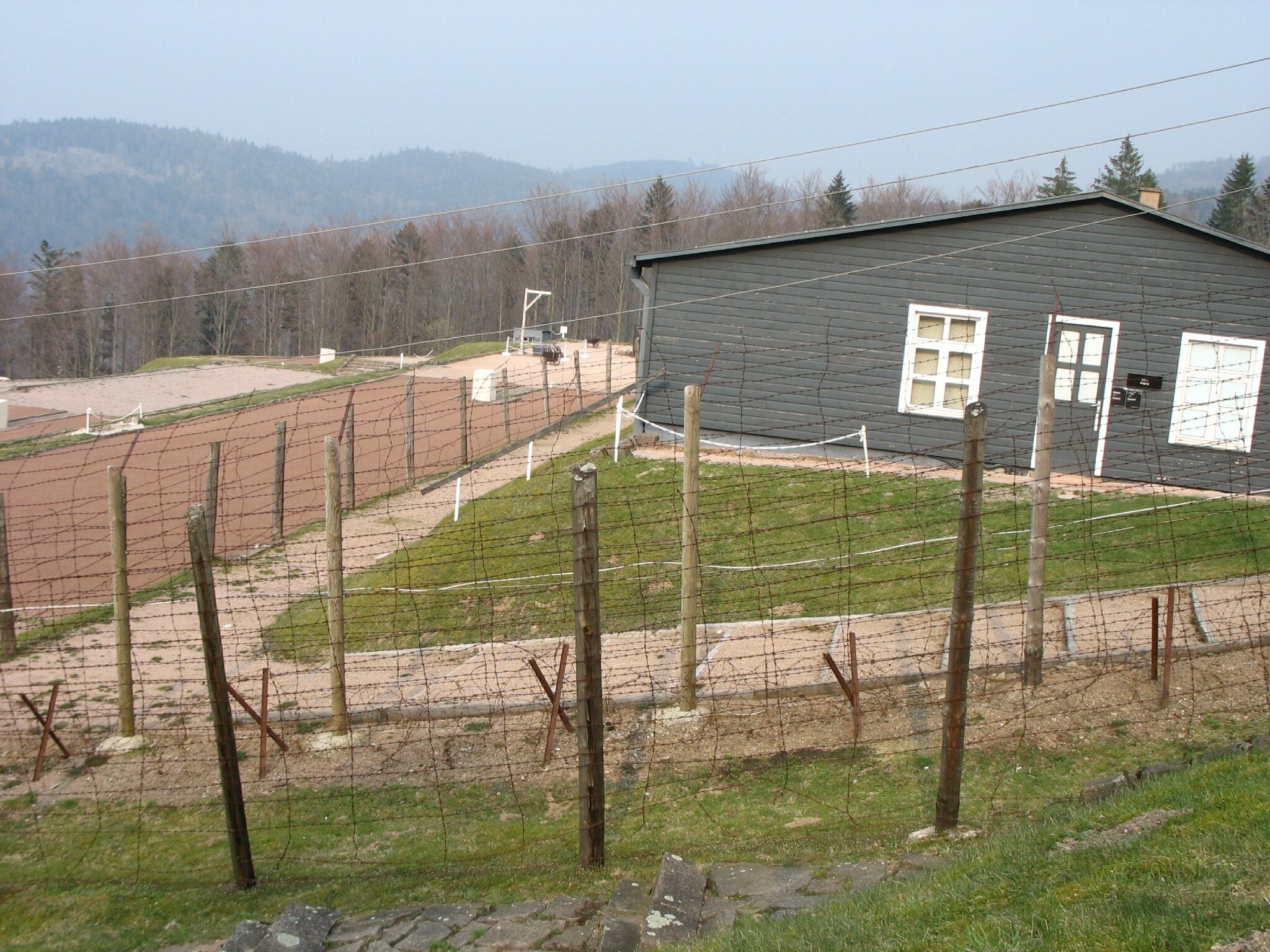 Struthof, camp et barbelés (67)