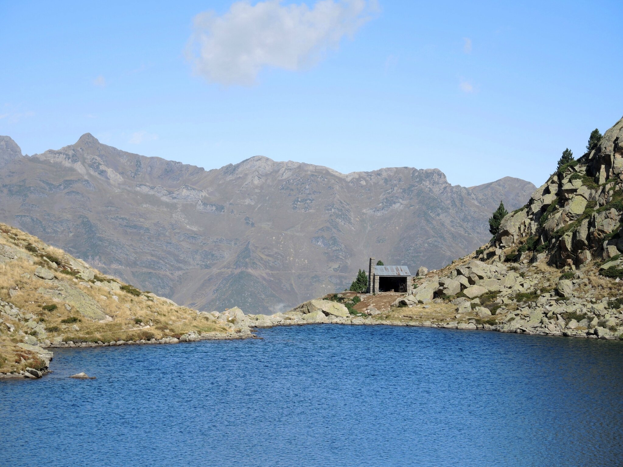 Lac de la Glère, lac et pic d'Ourdégon (65)