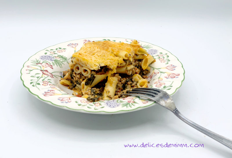 Gratin de penne à la viande et aux épinards 3